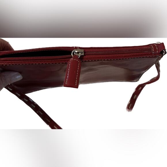 Charter Club Clutch purse.  Zipper closure. 1 inside zipper pouch. Cranberry - Picture 2 of 12